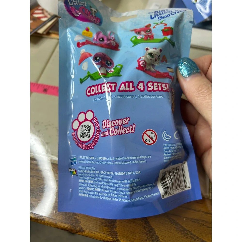 Littlest Pet Shop Sleigh All Day Mystery‎ Box Christmas Holiday Edition 1 Set
